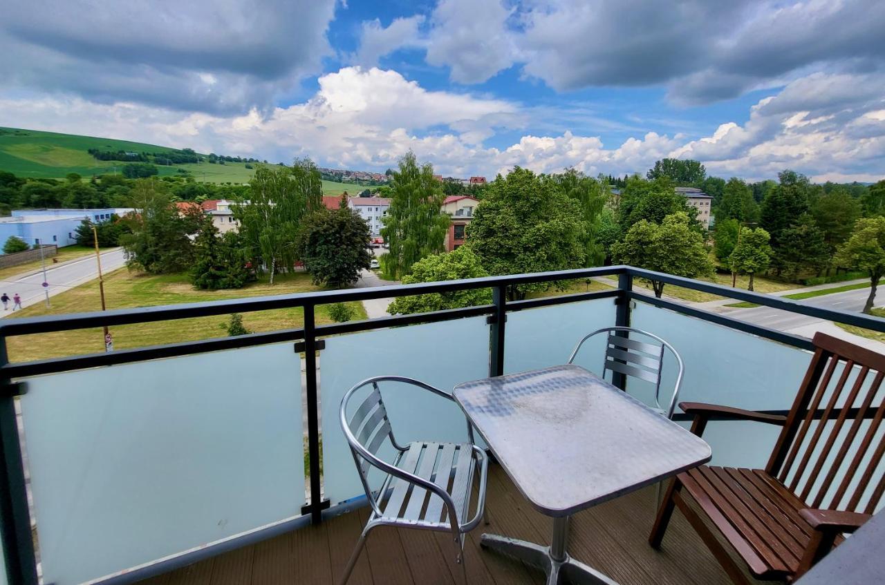 Apartamento Oskar Wilde Stará ľubovňa Exterior foto