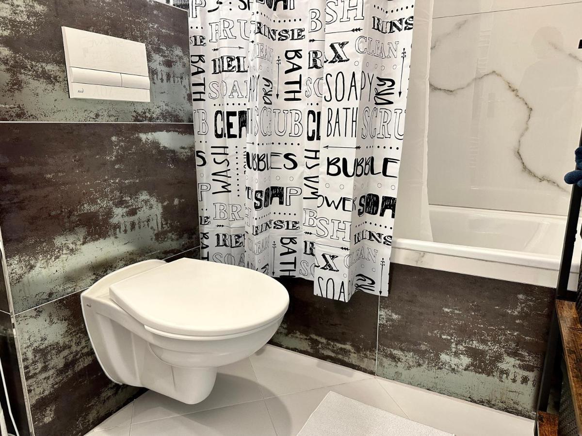 Apartamento Oskar Wilde Stará ľubovňa Exterior foto